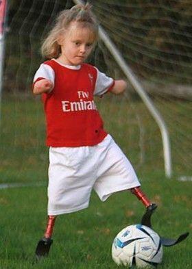 埃莉个人资料,才华横溢的年轻才女，多才多艺的人生探索者