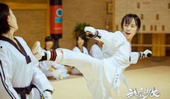 旋风少女打戏花絮,幕后打斗瞬间,揭秘武侠青春的激情火花